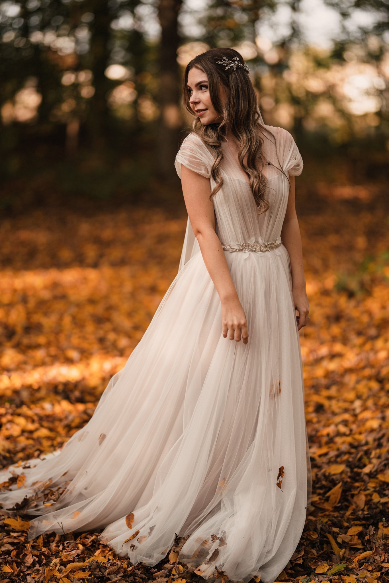 wedding photographer at greenspot wedding barn - bride portrait in autumn
