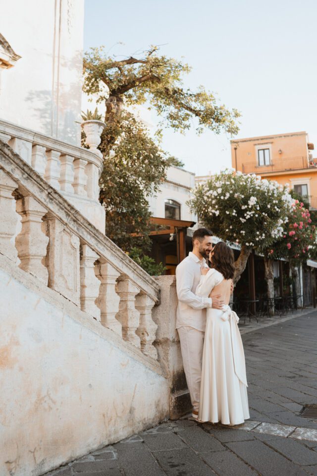 Romantic portrait in Taormina baroque architecture